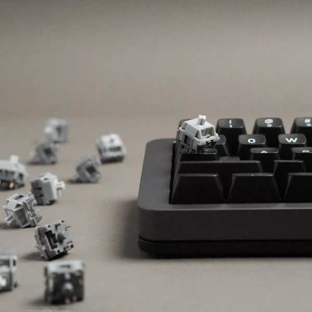 HMX Cang Lan V3 5pins Linear 4 - Gaming Keyboard Thocky avaliação e preço